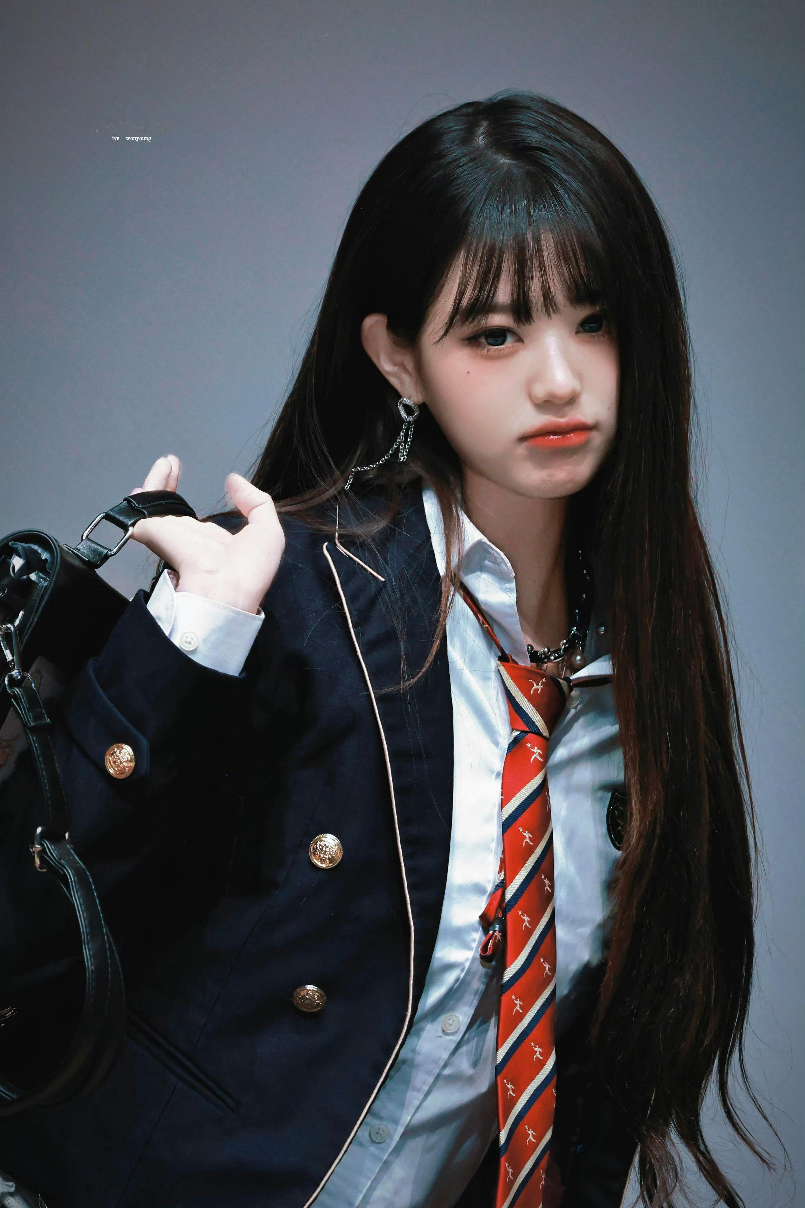 张元英​​​