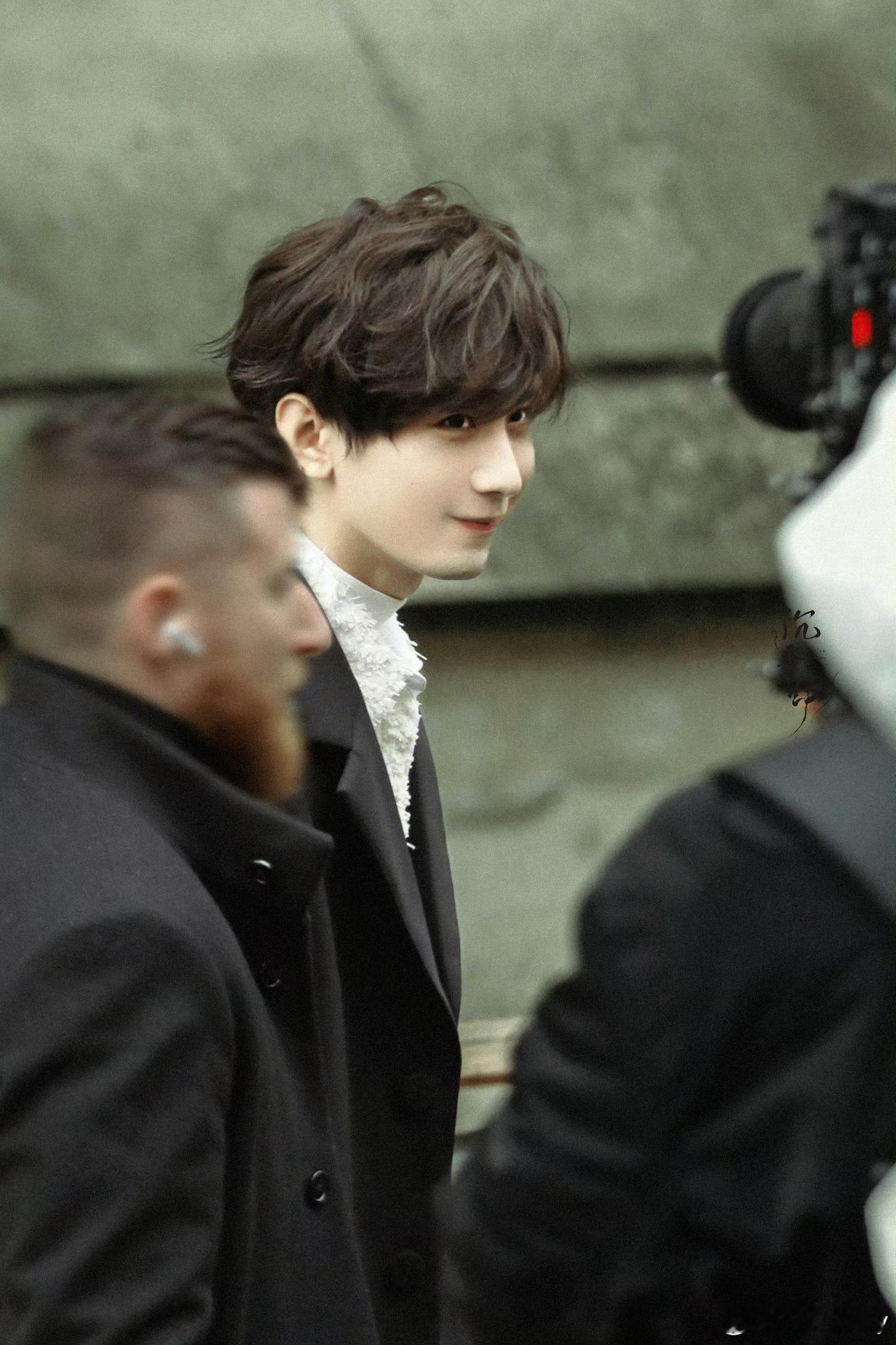 成毅两京十五日cy成毅朱瞻基人生是可以慢半拍的淡淡的就会顺顺的成毅｜卢云|两