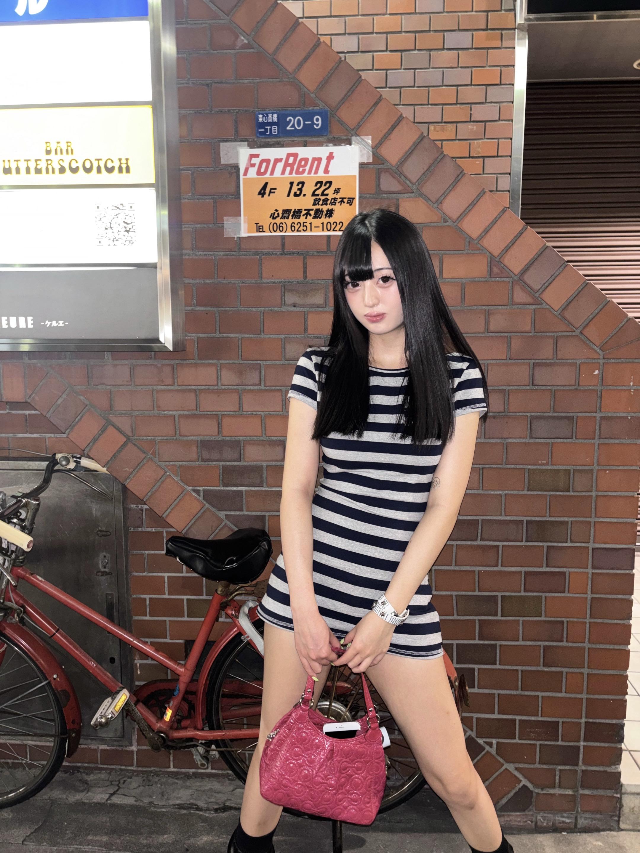 掉落照片中
