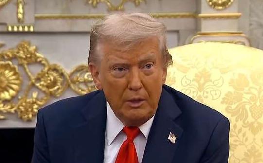 果然不出中国所料：在高市早苗最艰难时刻，特朗普一句话让她死心。高市早苗惹的祸还不