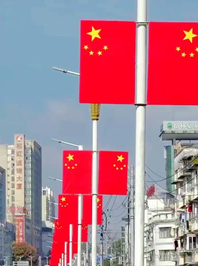 中国应向全世界公告，凡在中国历史上侵犯过中国的国家，如敢再次侵犯中国，中国将对其