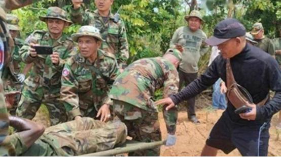 泰军9天痛打柬埔寨，洪森父子单方面乞和，让整个泰国民心高涨 先说说这场冲突是