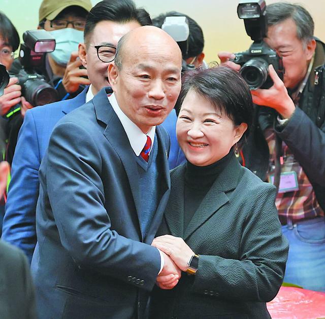 在蓝营精英阶层眼中，韩国瑜，依然是烂泥扶不上墙不得不说韩国瑜确实是岛内非典