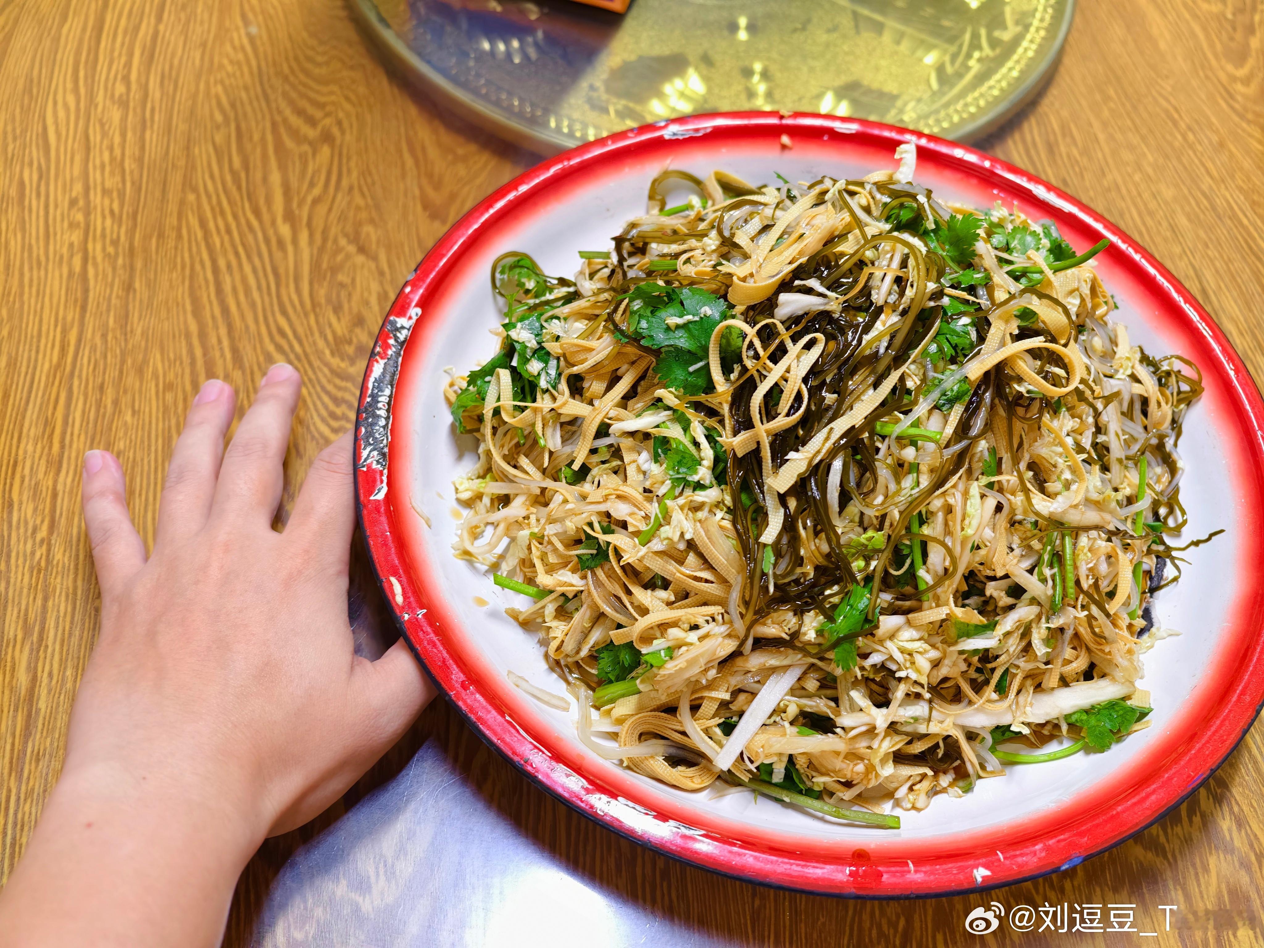 东北菜最权威的场面看看你们都能叫出几个？我的美食日记​​​
