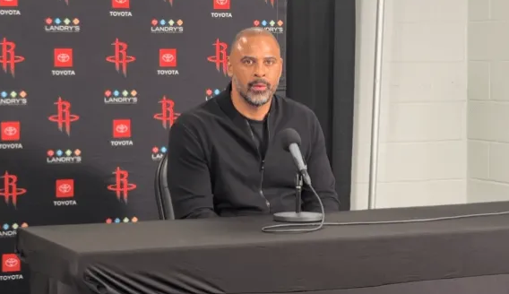 乌度卡：塔图姆受伤后我立即联系了他，并与他一直保持联系火箭今日对阵凯尔特人，赛