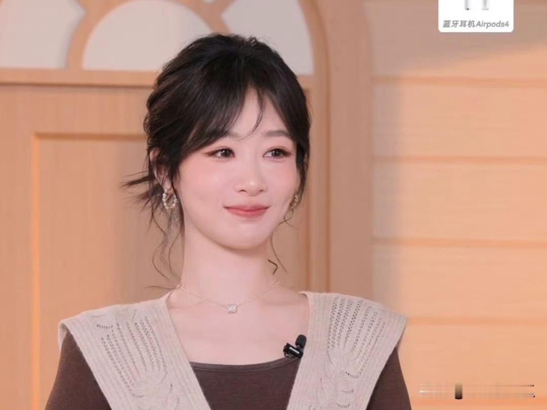 杨紫不着急我是真的急杨紫只有一部待播剧《玉兰花开君再来》了，目前也没有进组，