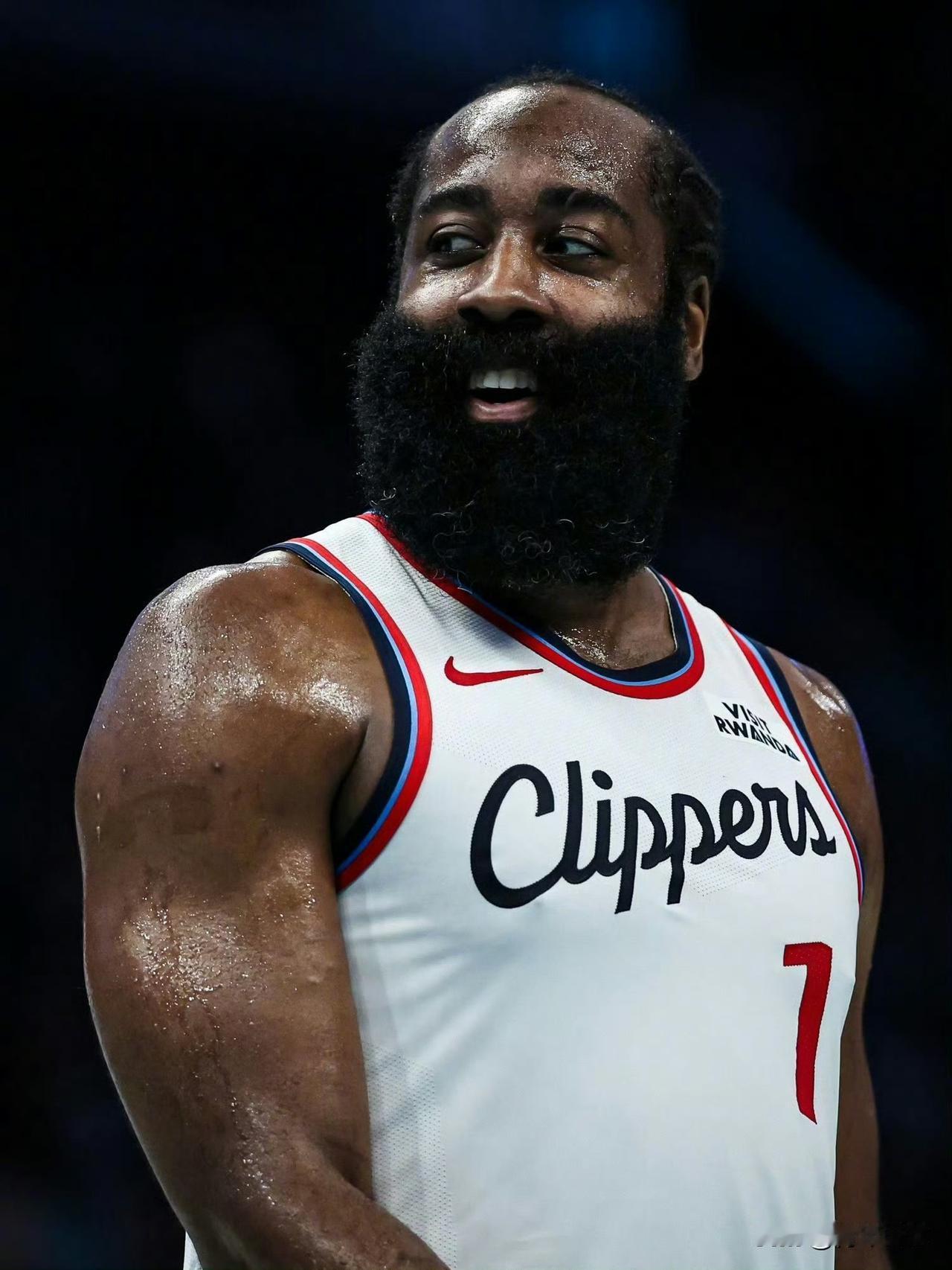 30+赢不了，40+赢不了，那就50+！今天，快船队以131-116大胜黄蜂