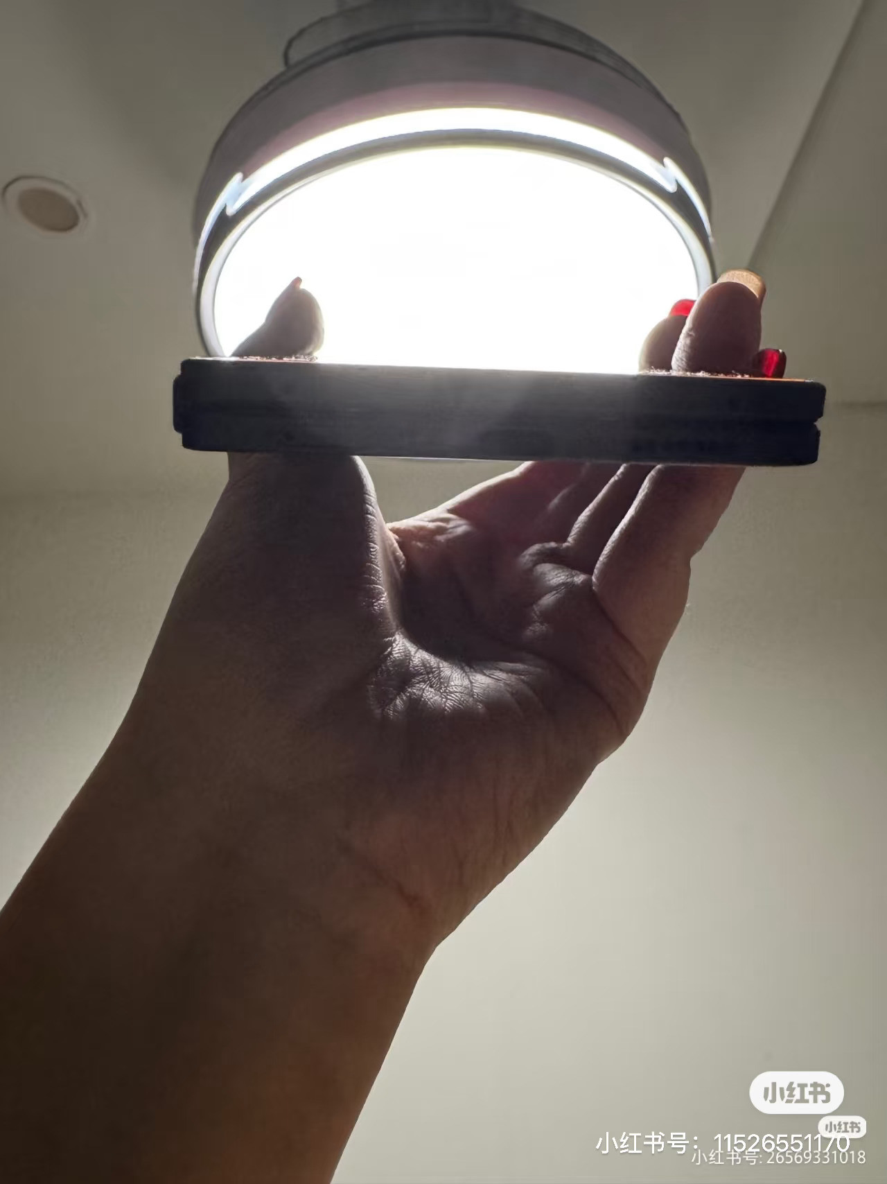 笑死，OPPOFINDN6不合缝还找人洗地？你洗你的，我说我的洗地博主：之前