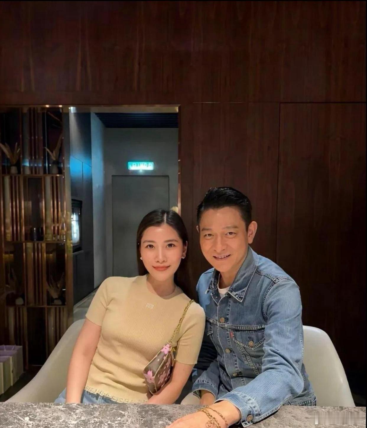 刘德华的一家人