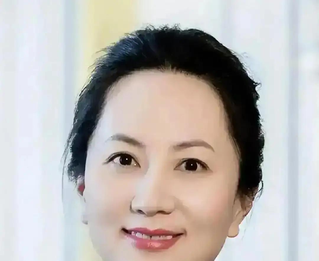 豪门阴影下长大，她第一次说怕姐姐姚安娜发长文，一句话戳心：灯越亮，影子越黑