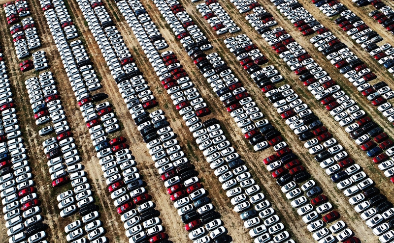 中国车企在欧洲市场简直杀疯了！销量直接暴涨127%，市场份额都快逼近1...