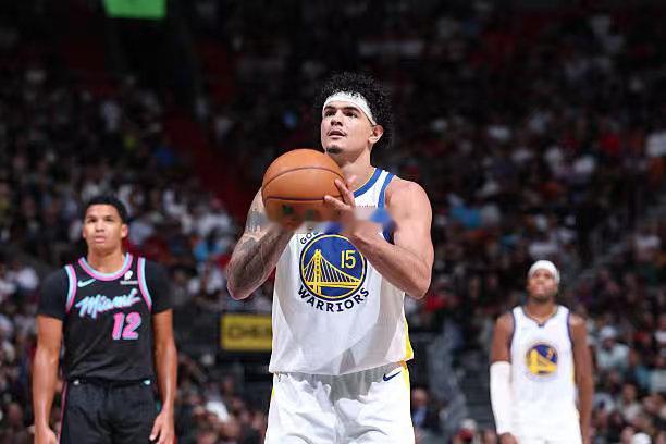 本赛季估计是吉-桑托斯（GuiSantos）在NBA的最后一个赛季了。勇士估计