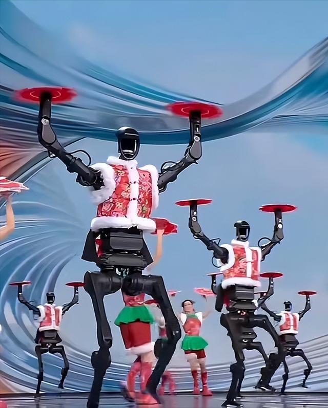 让机器人养老做家务？第一批买机器人的“冤大头”，已经崩溃了。前两天我发小在群