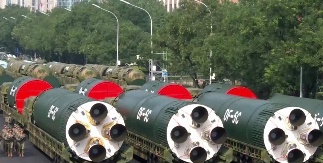 九三阅兵，中国新装备震撼世界，压力给到美国！九三阅兵，中国新装备惊艳全场！虽然