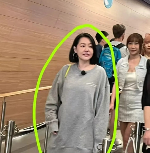突然理解小s了 大S走后，她沉默了四个月。不是她不在乎，而是……