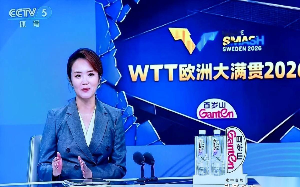 欧洲大满贯的直播镜头里，爆冷出局的韩国世界第一组合正黑着脸退场。但在屏幕外，一向