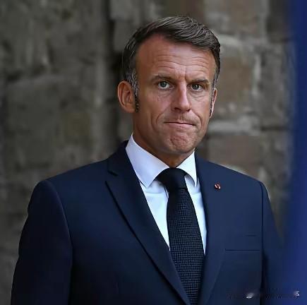 马克龙一句话惹上了大麻烦！1月19日，特朗普在回应媒体有关“马克龙不愿加入所