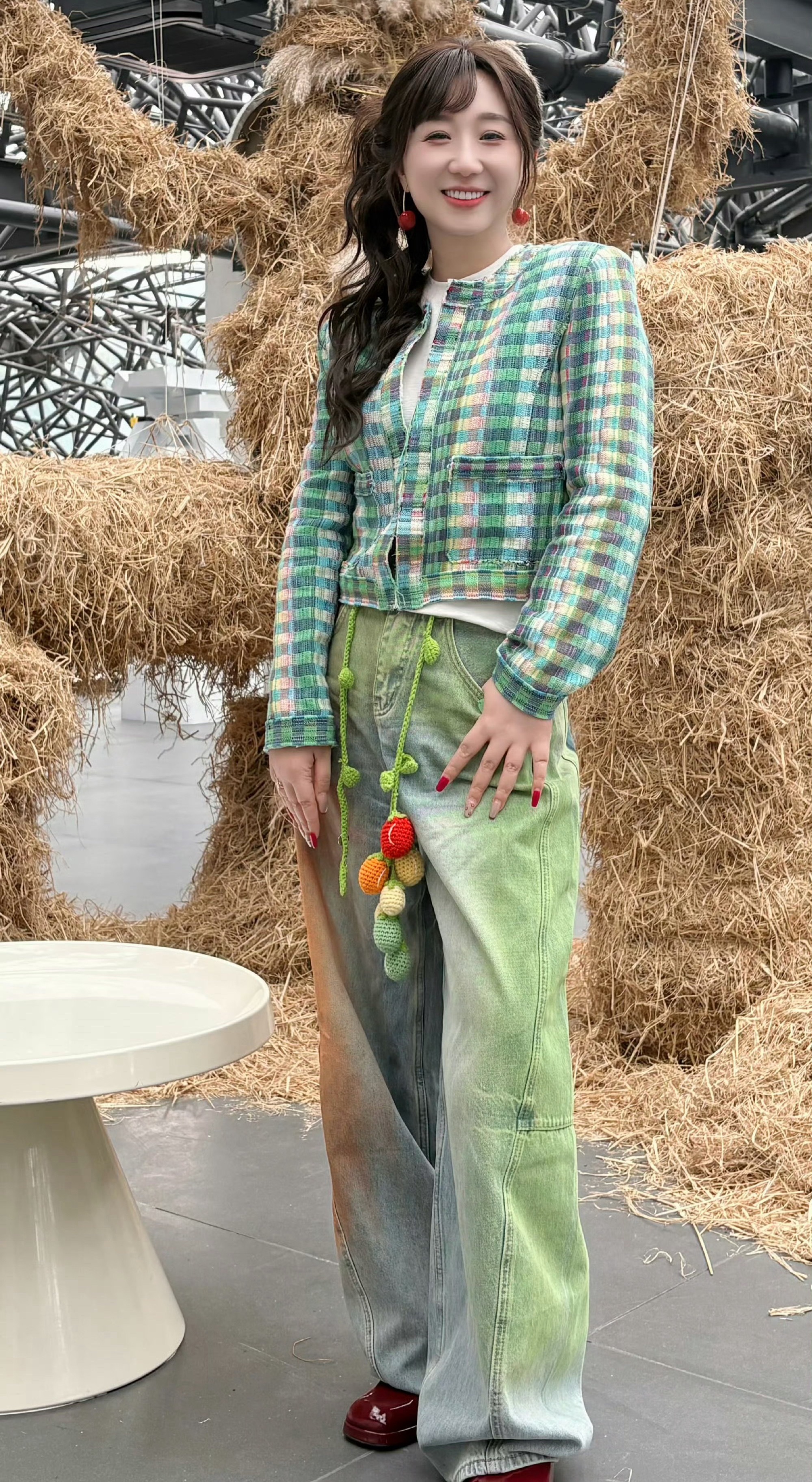 啊？傅首尔居然减成这样了，怎么做到的，背薄真的年轻十岁…傅首尔怎么了