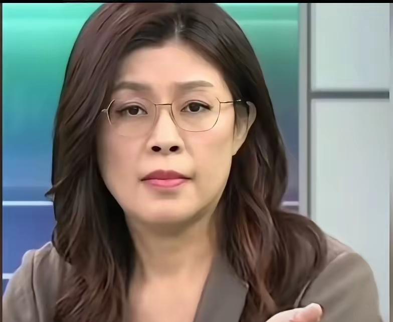 郑丽文这一步又走对了，不去拜访国民党党内的大佬，而是去拜访岛内的商界的大佬来取得