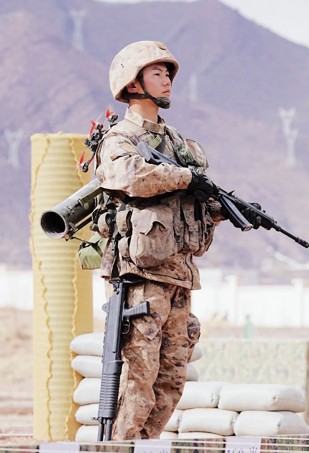 PLA六边形战士。