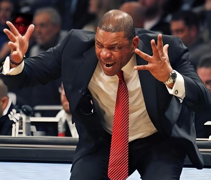 常规赛收官战的重磅消息：里弗斯下课了，雄鹿主教练这活没法干今天雄鹿刚把比赛打完