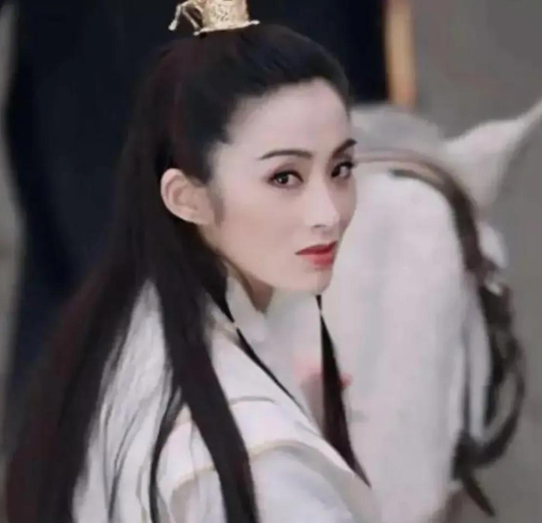 8个版本赵敏，哪个是你心中最美？不同的时期不同的影视不同的导演不同的演员，去演