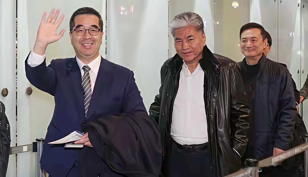 国民党副主席萧旭岑这次带团来大陆开会，排场是真给足了——接机红毯、高规格会谈、媒