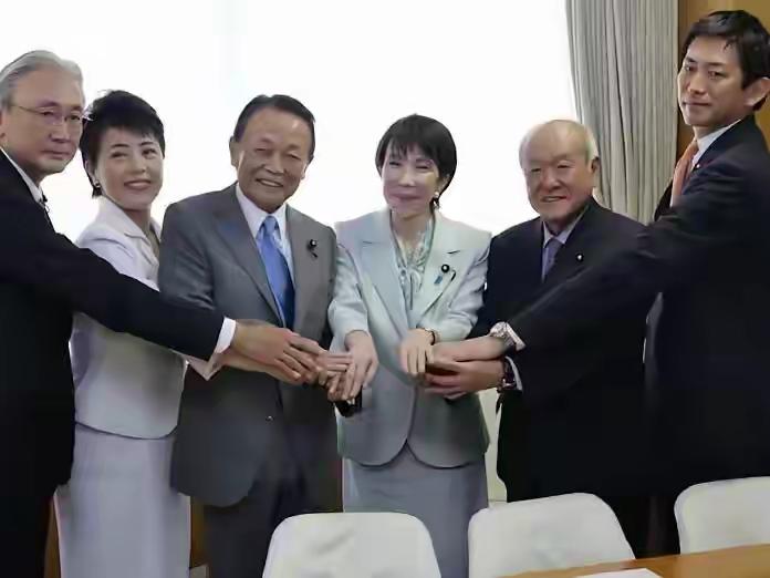 高市早苗幕后大佬发声！原来日本就是要中国反制，但错算了一个人高市早苗最近的支