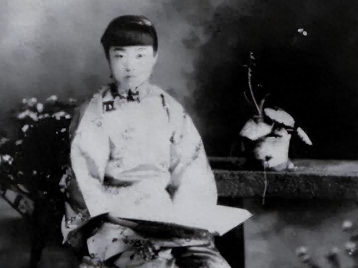 她才是毛主席真正的原配夫人，毛主席曾特别嘱咐家人一定要将她写入毛氏家族族谱中吗？