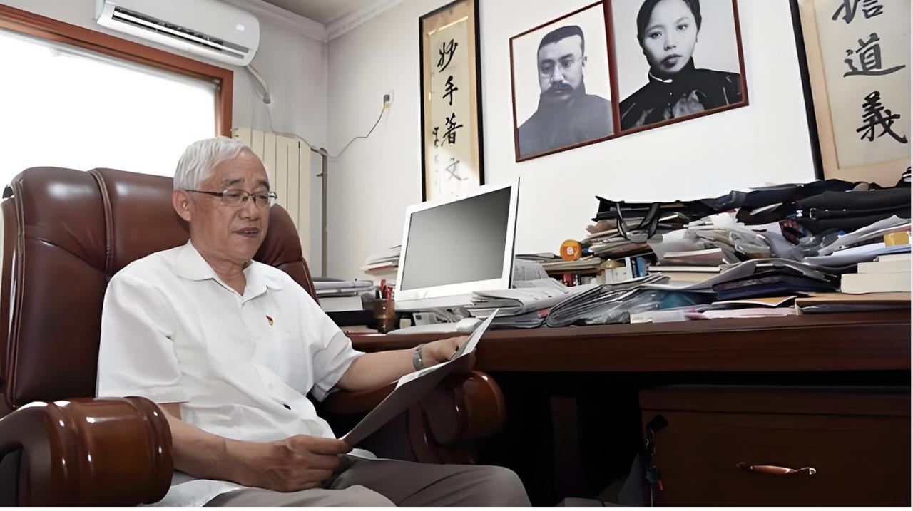 2005年，李大钊的孙子李宏塔被举报贪污。这事后来经纪检部门查证，认定举报内容不