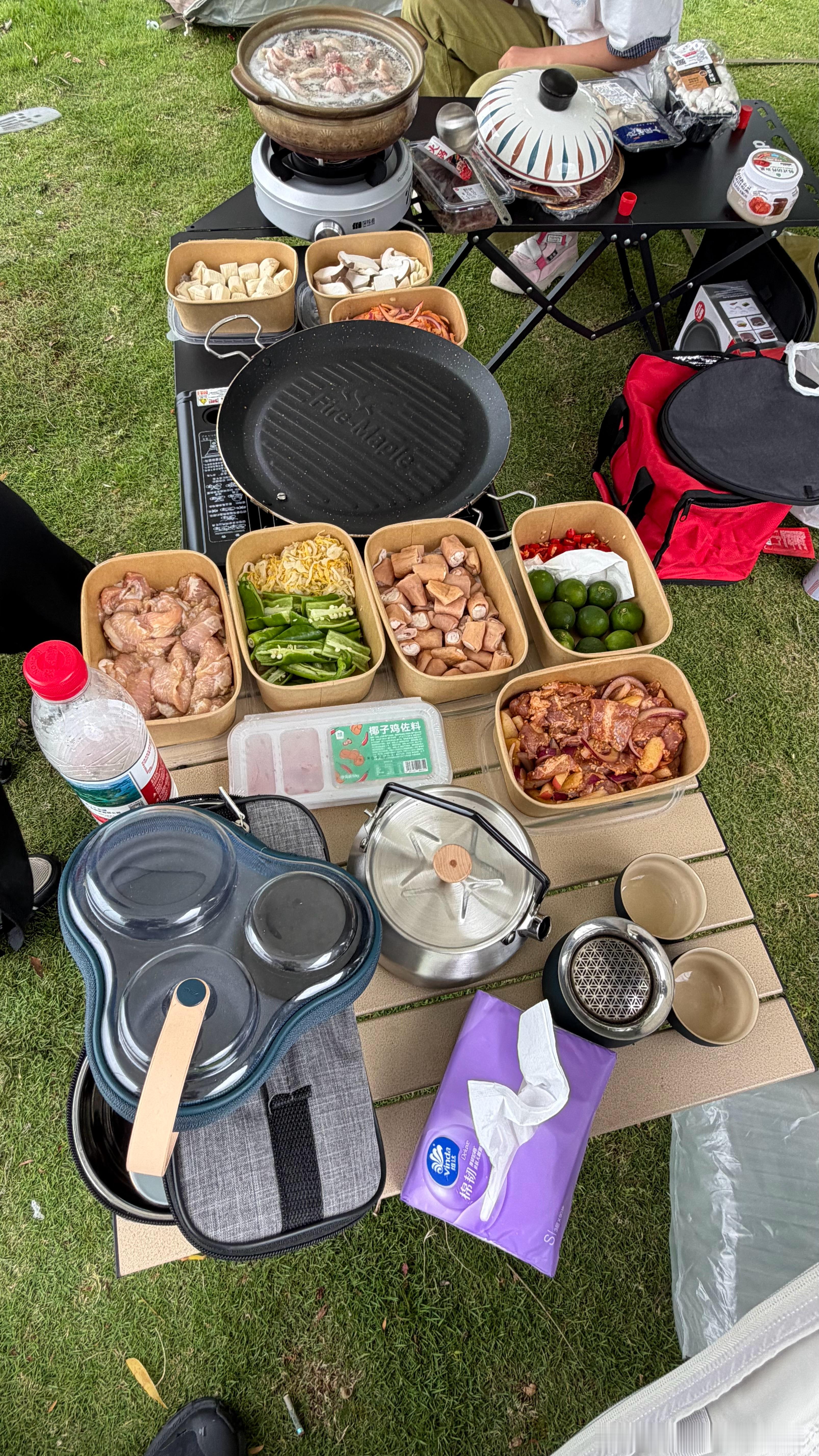 出来露营🏕️，嘿嘿嘿