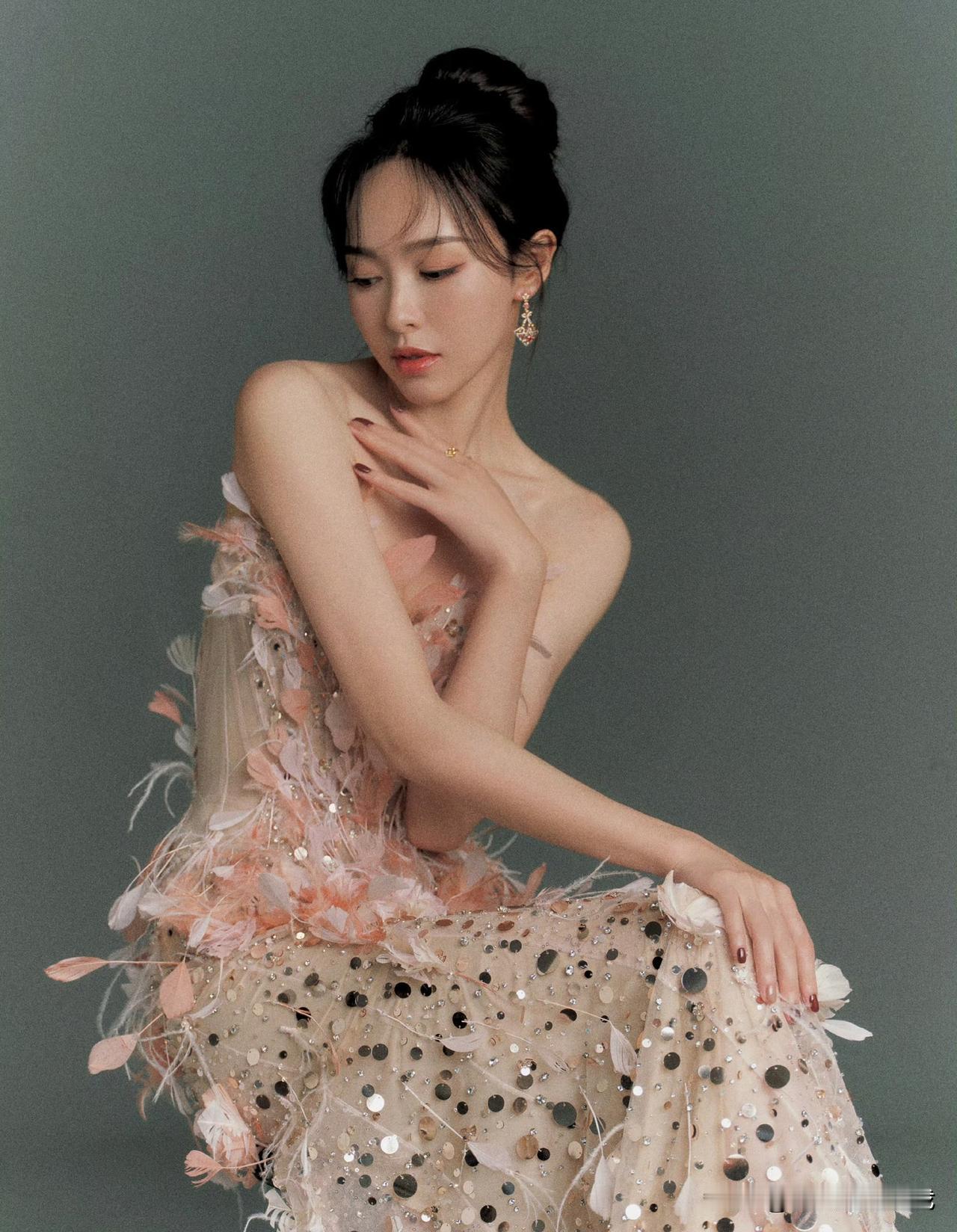 唐嫣美图