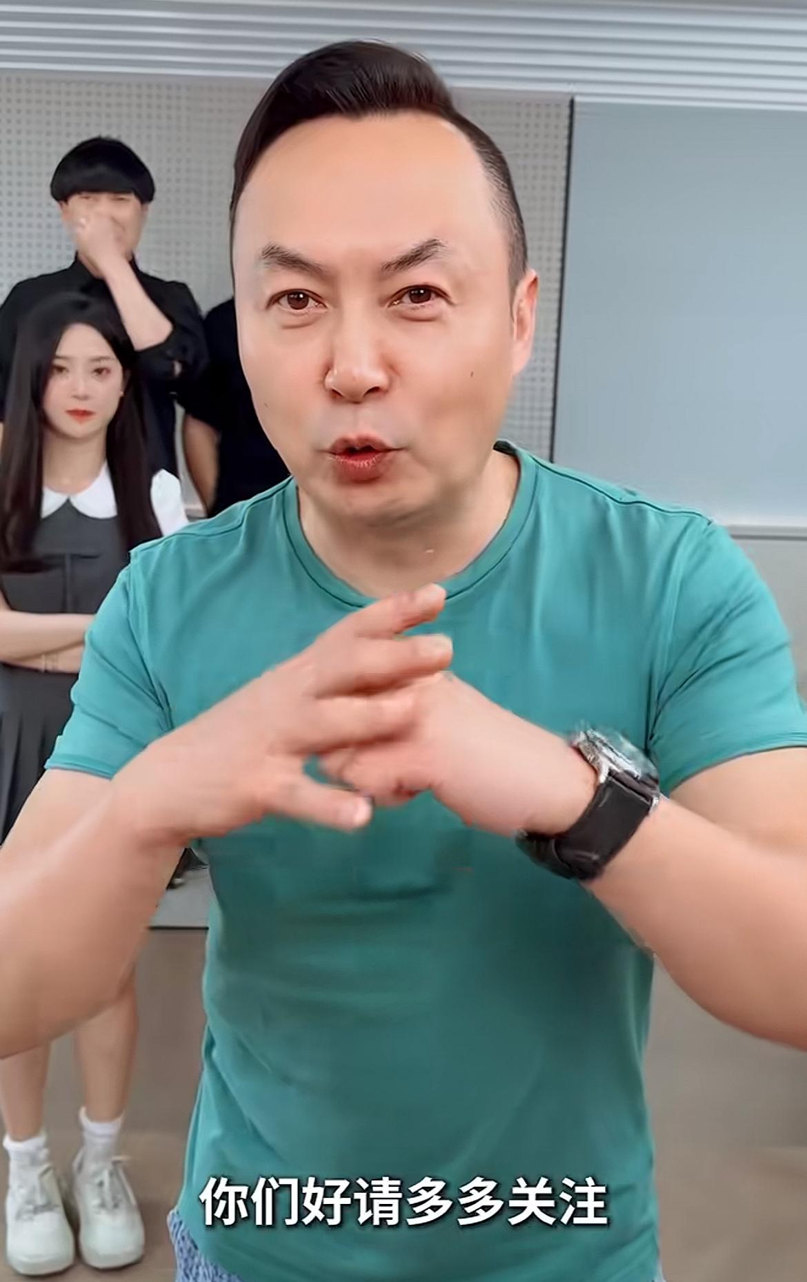 球球回应陈翔六点半演员开账号，一个小动作就可以证明“恩人”是谁，不过即便是开账号