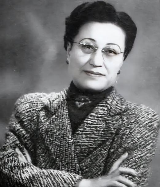 1971年，84岁的蒋介石收到了前妻陈洁如的遗书，寥寥数语，却道尽了这个女人半生