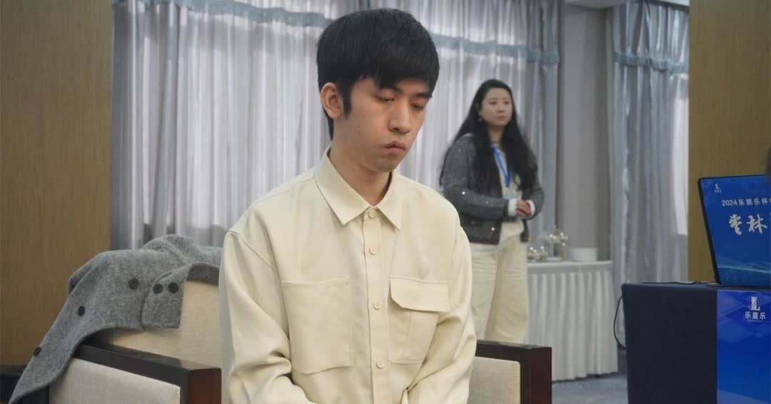 [抠鼻]中国围棋现无领军人物的一大原因就是太多一流棋手的状态不稳定。