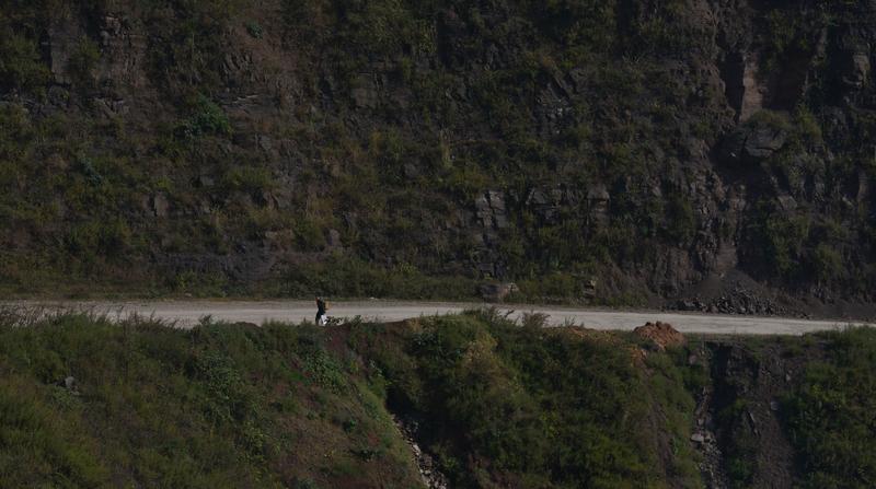 今儿母亲把我们兄妹仨叫到一块儿，一脸严肃地说：“妈过了年就87啦，跟你们说，我走