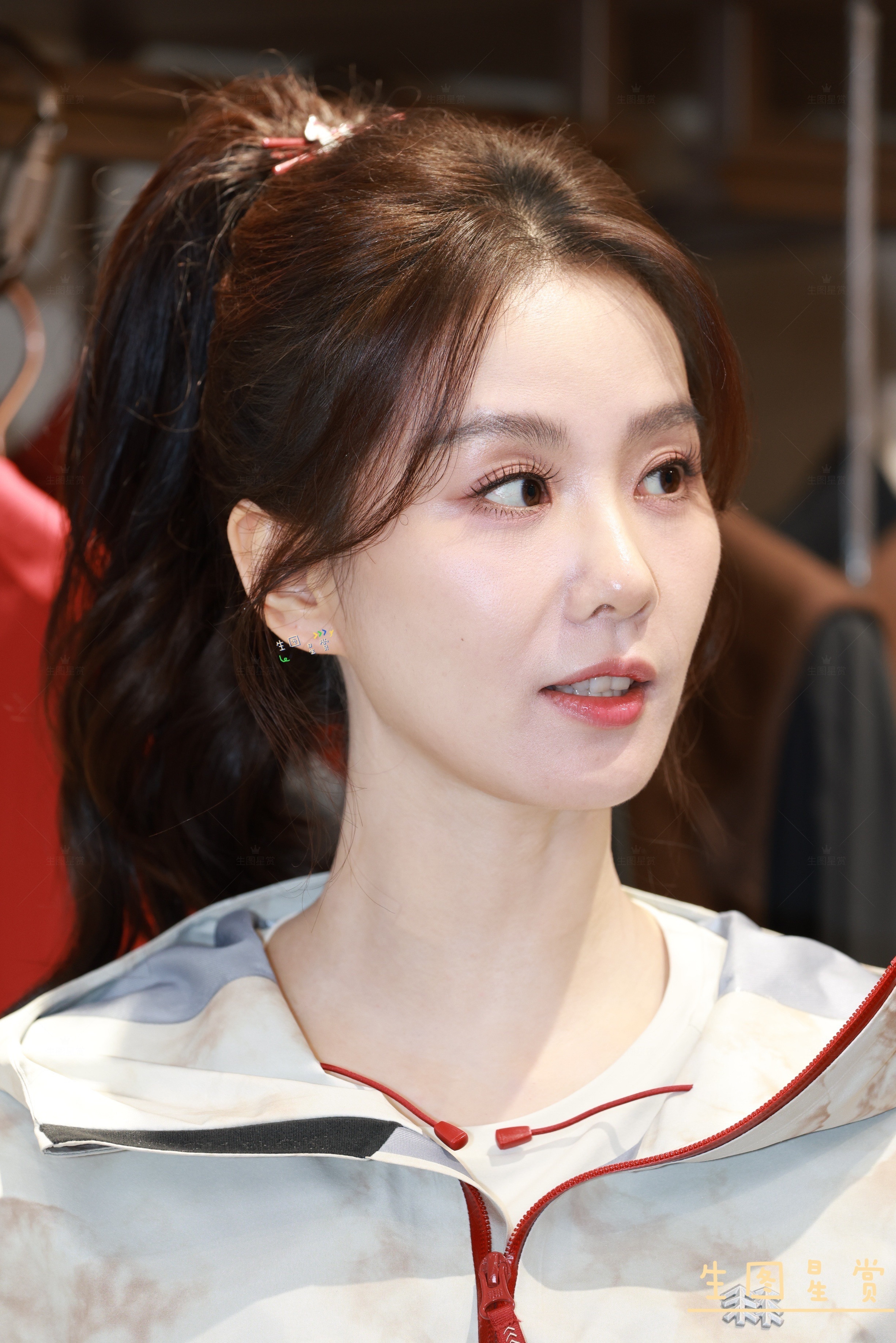 刘诗诗深圳线下活动生图掉落高马尾青春活力的诗诗学姐刘诗诗高马尾好元气刘诗诗