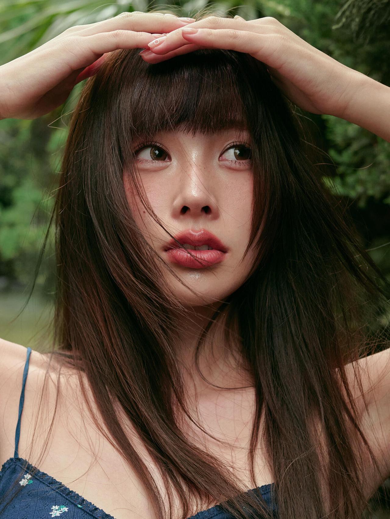 整体来看，这组特写人像完成度很高，核心成功点在于“统一感”的塑造。从妆面风格到环