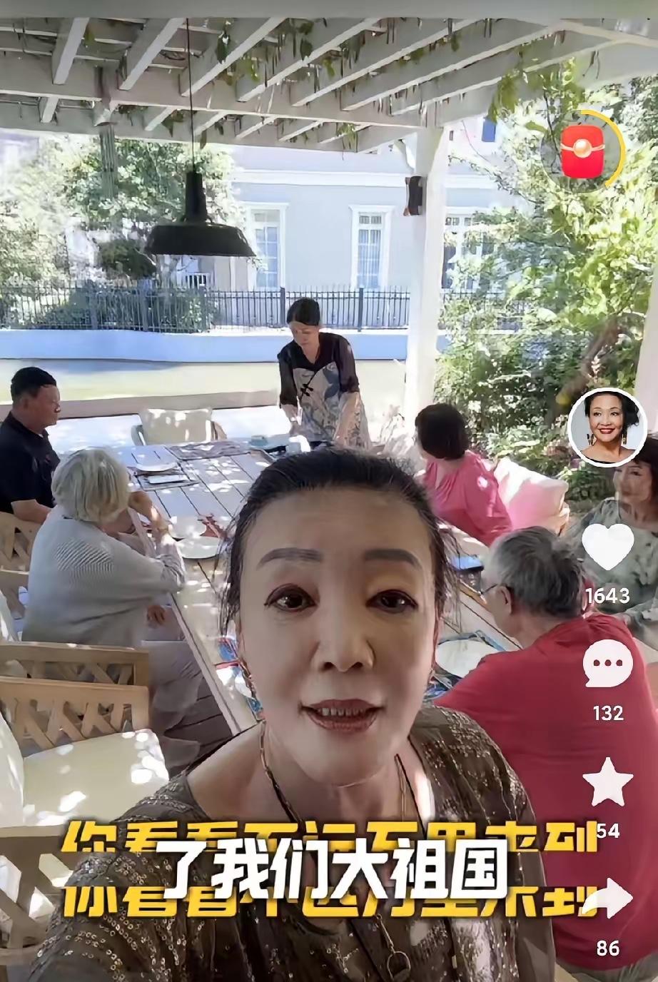 兰姐做事就是那么棒，小菲放心，自己的妈妈优秀了，小梅也是，还自己煮东西了。果然是