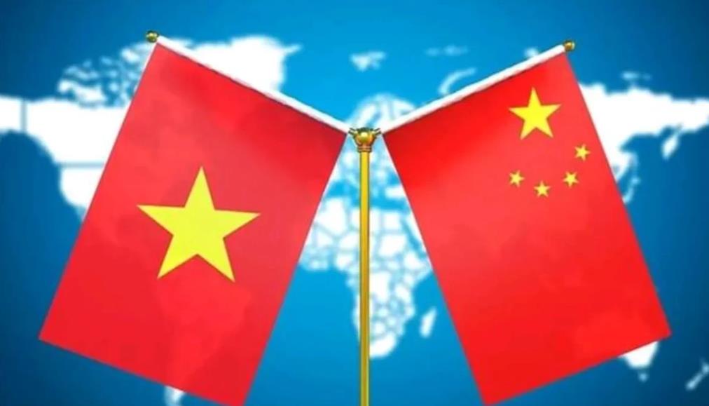 中国的警告，越南不听！越南持续在南海吹沙造岛！8月23日，根据外媒报道，美国一家