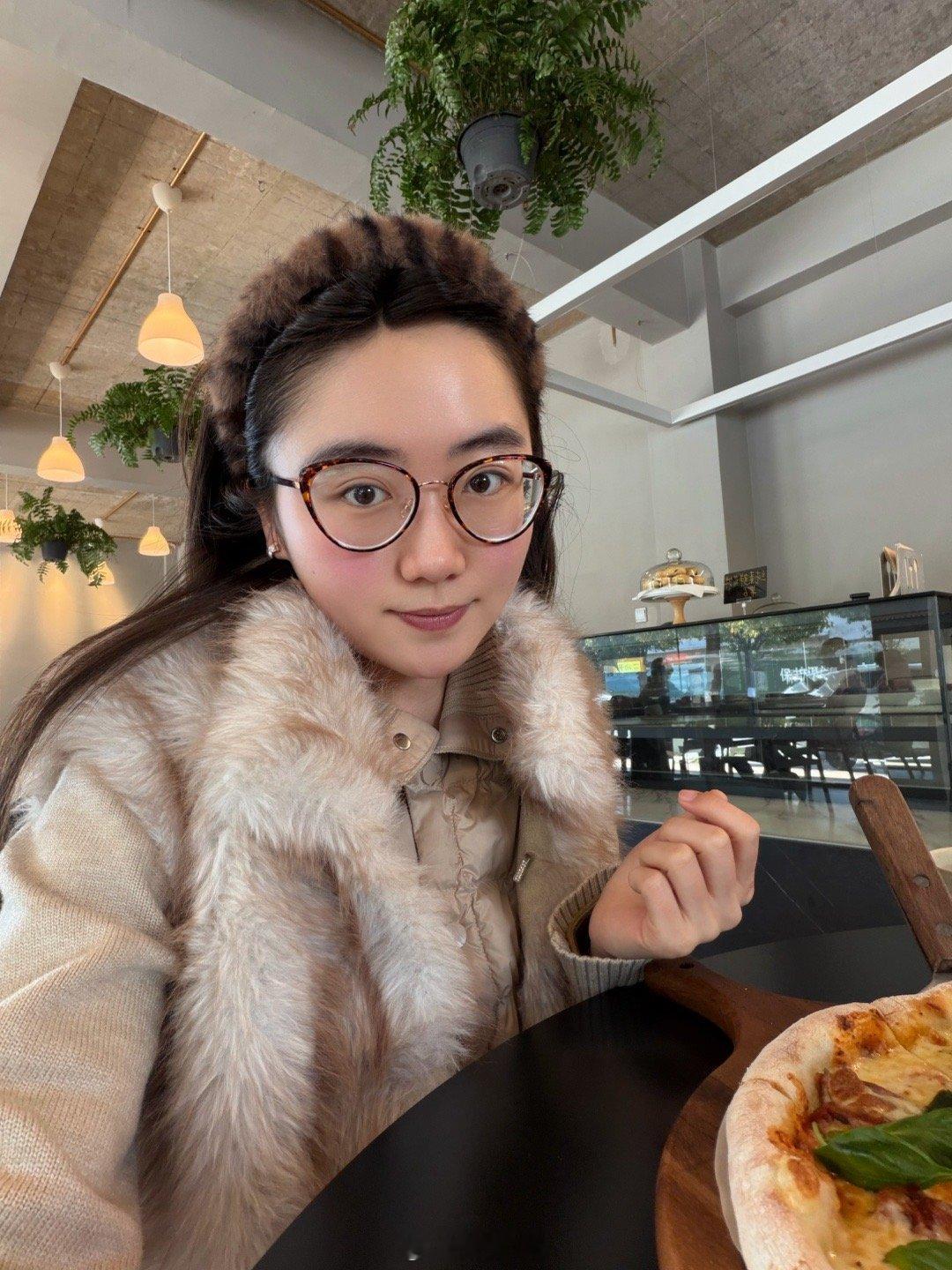 一个人的午餐来吃素食吃完工作啦