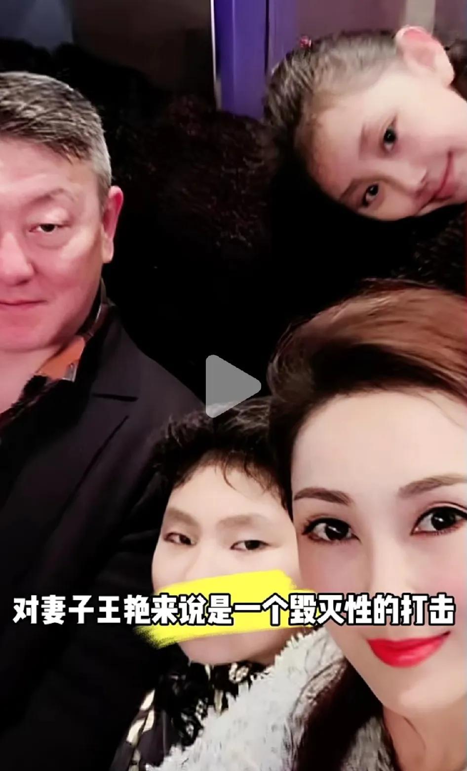 没跑了，韩磊这个丑闻估计要实锤了！原因就是原配发生锤人了。昨天晚上，有一个女