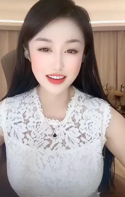 真正相爱的情人才会有的感觉一、互相欣赏对方无需过多言语，一个眼神一个动作，