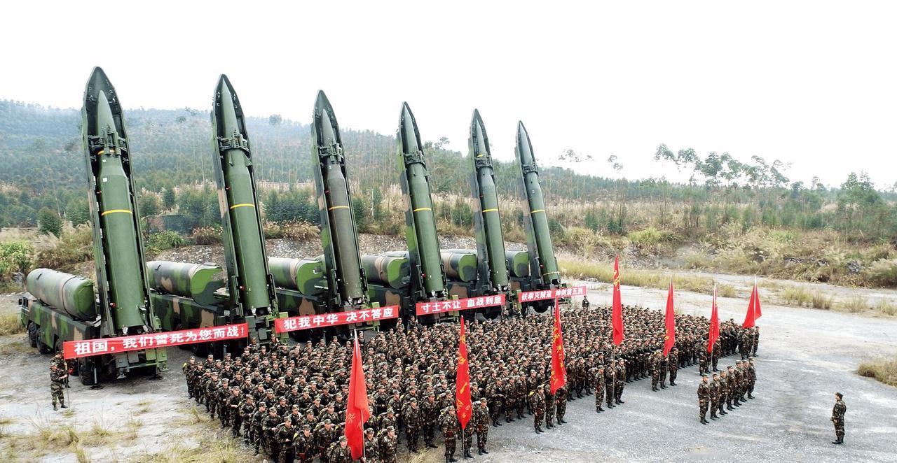 美国报道称，美方花费大量时间分析中国导弹发射基地及生产基地情况，最终得出：中国火