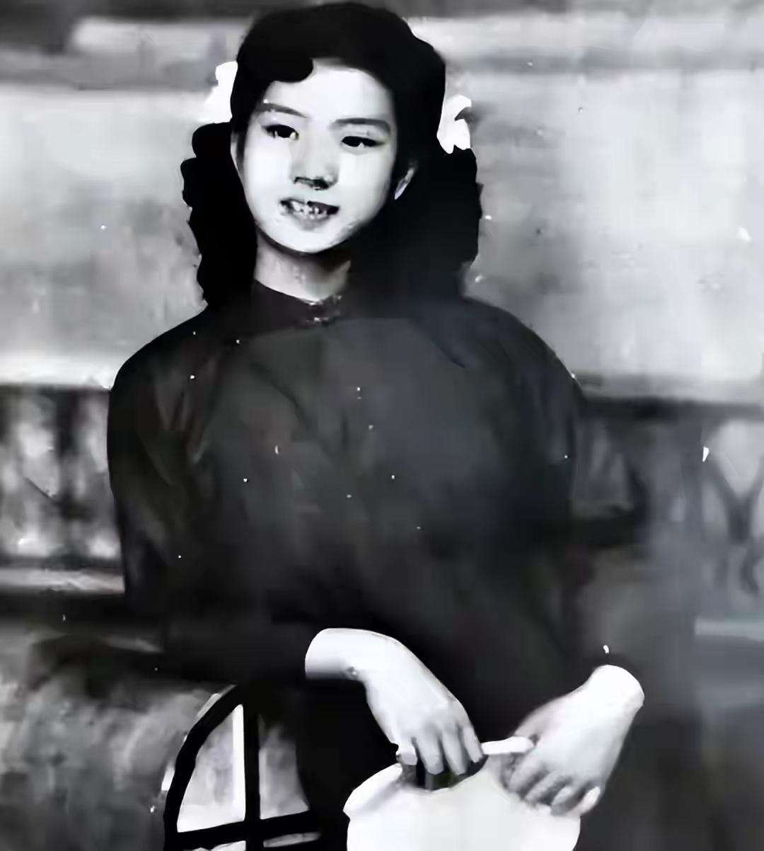 一个更应该永远铭记的名字:章丽曼《沉默的荣耀》吴石、朱枫等人被捕之后，一名神秘