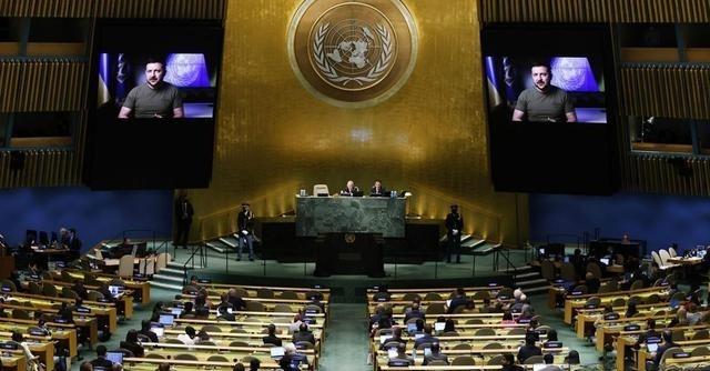 泽连斯基在联合国很没有面子。俄乌冲突自2022年爆发以来，已持续超过三年，直