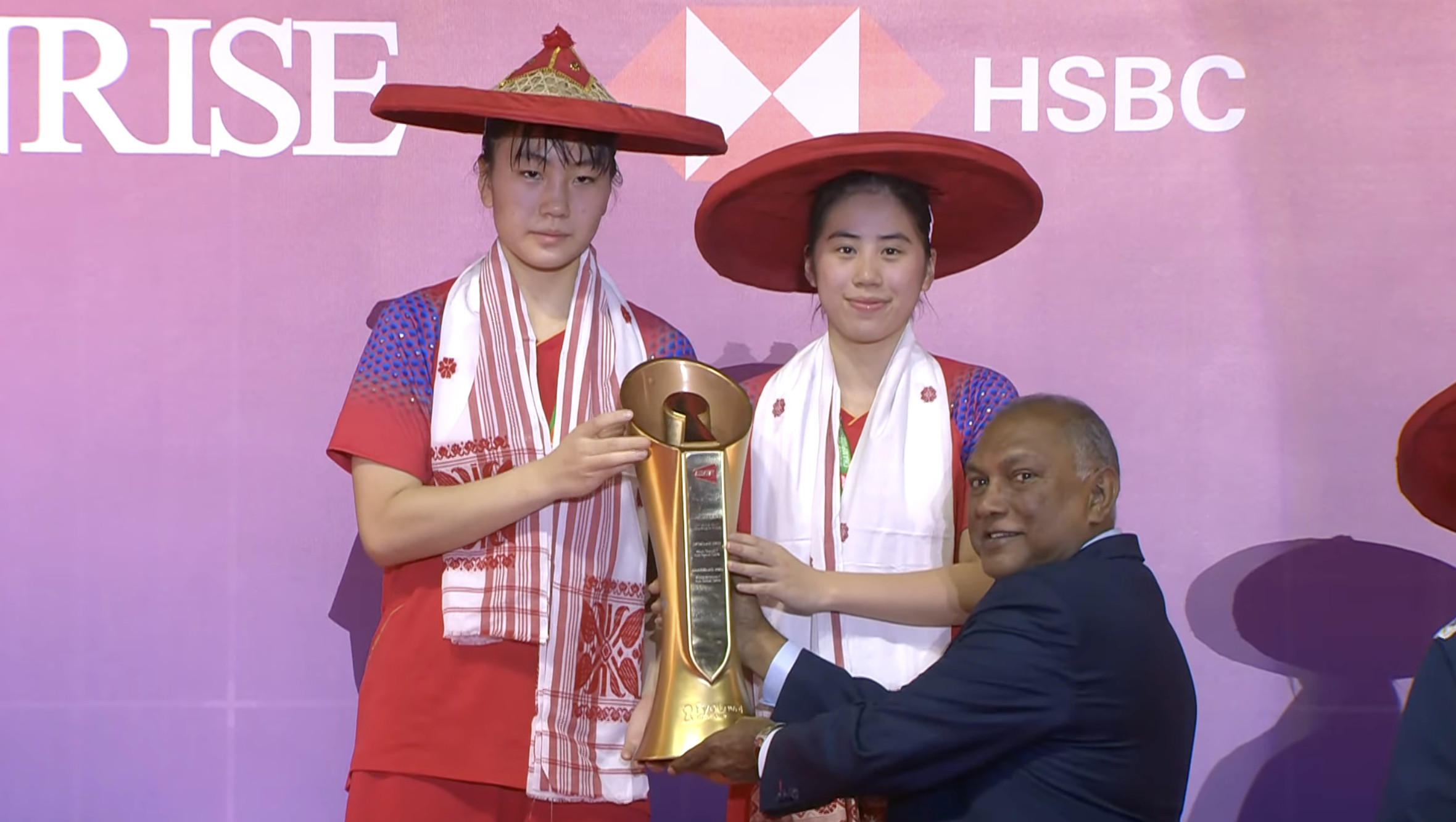 女双冠军：谭可萱/魏玥玥🇨🇳女双亚军：刘子瑜/阿琪翋🇲🇾女双季军：曹梓涵