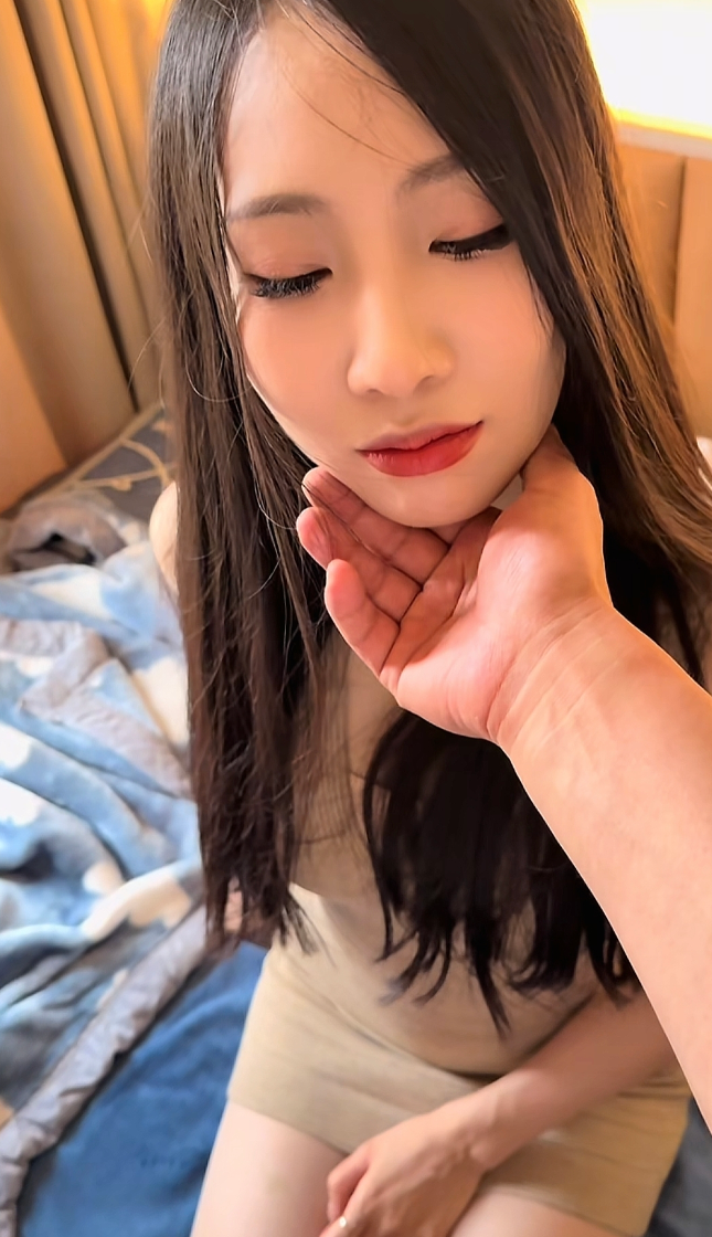 女朋友不听话，每天和个犟驴是的怎么办？