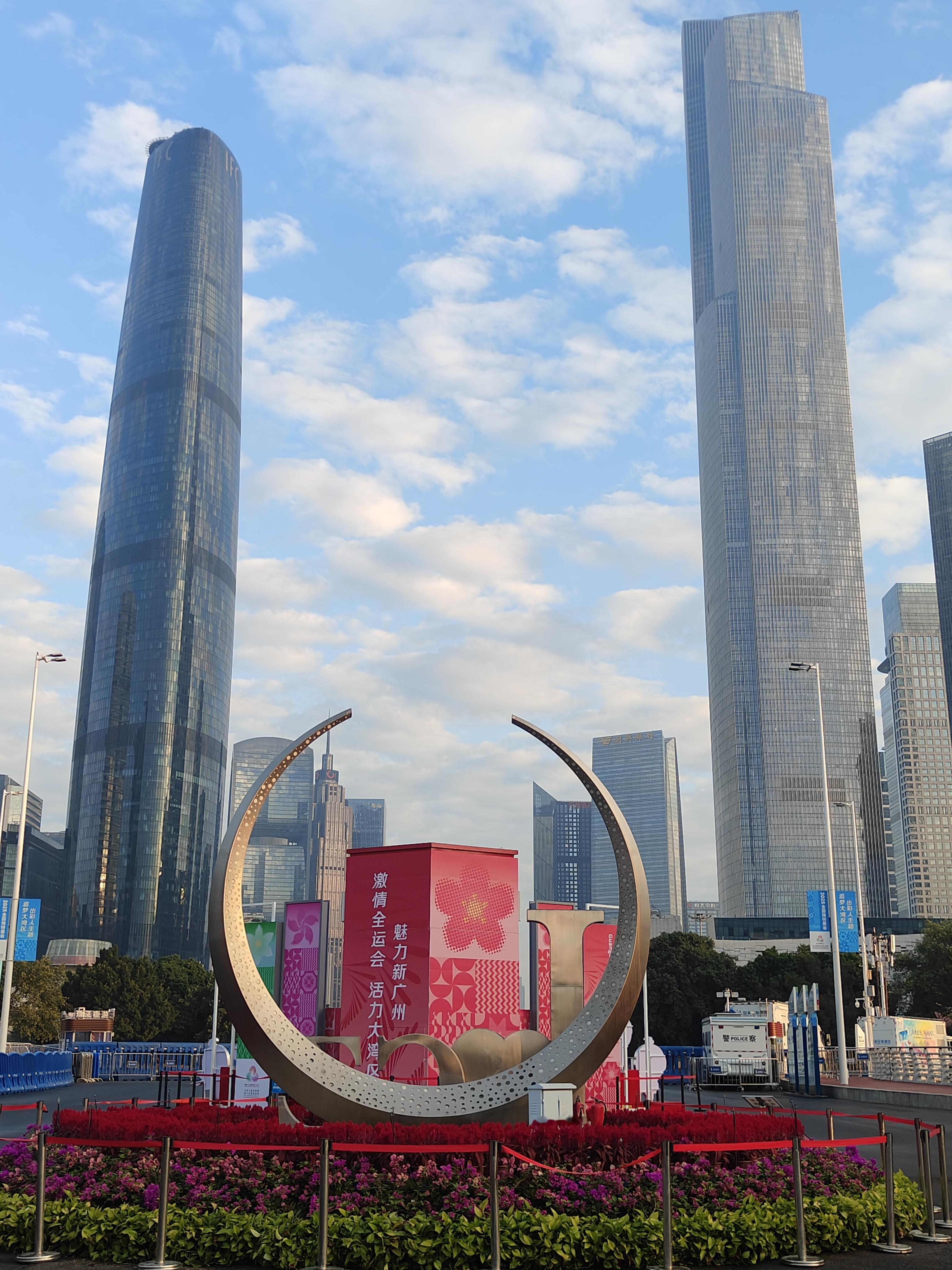 一张照片记录广州的美景珠江新城雄姿...