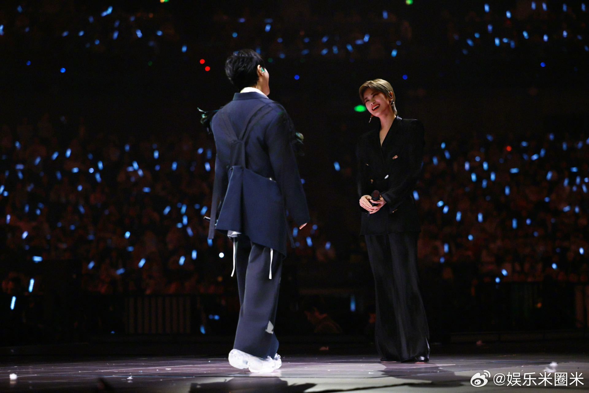 让吴青峰反悔只需要一个李宇春谁也拿捏不了的吴青峰，偏偏对李宇春毫无抵抗力，她一